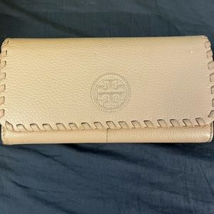Tory Burch wallet
